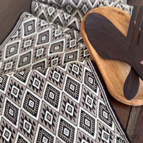 Camino de Mesa negro/beige