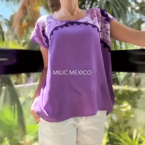 Blusa Jalapa cuello bordado lila - G
