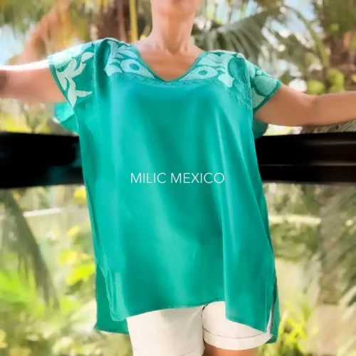 Blusa Jalapa cuello bordado verde jade - XG