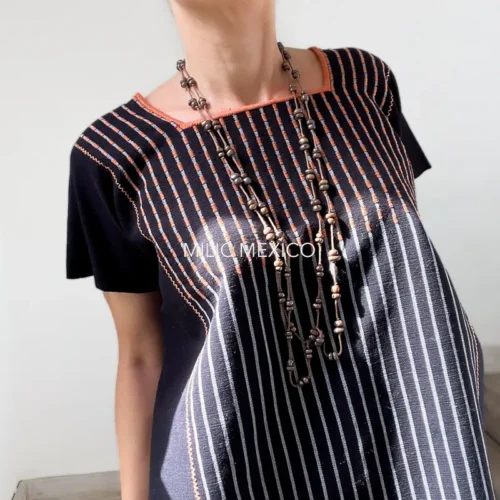 Blusa Dominga negro/chedrón - XG