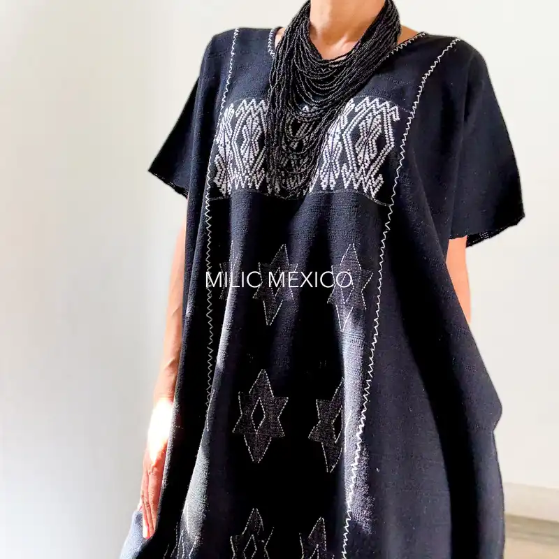 Huipil San Juan Cotzocón 3 lienzos negro- 3XG - Imagen 5