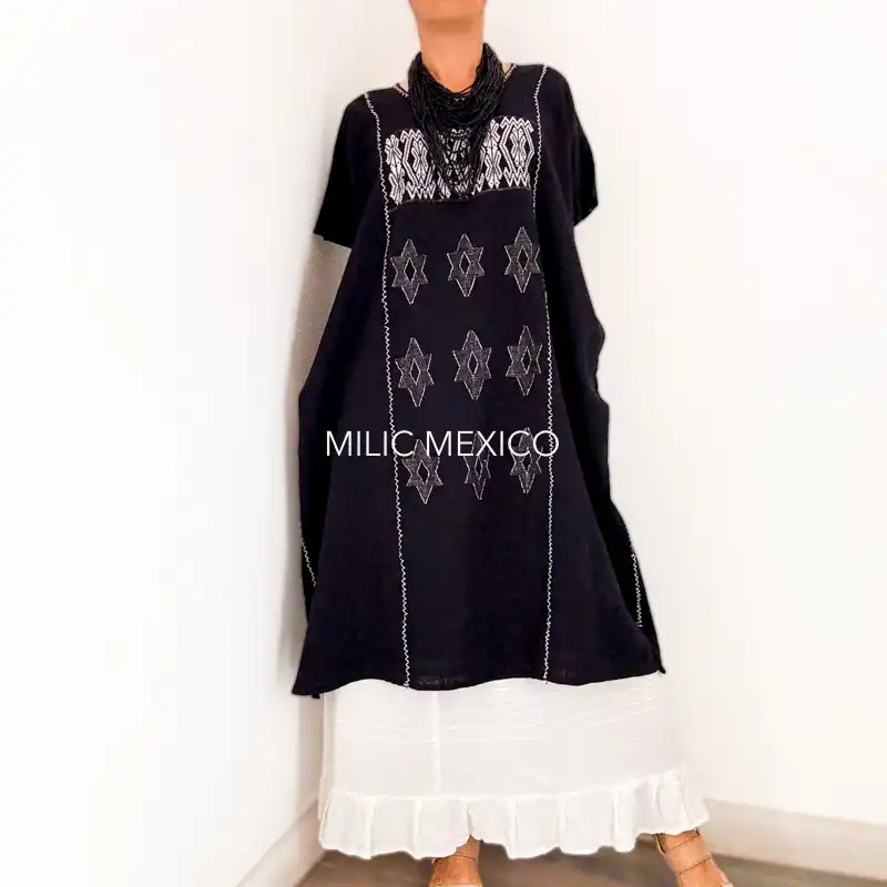 Huipil San Juan Cotzocón 3 lienzos negro- 3XG - Imagen 3