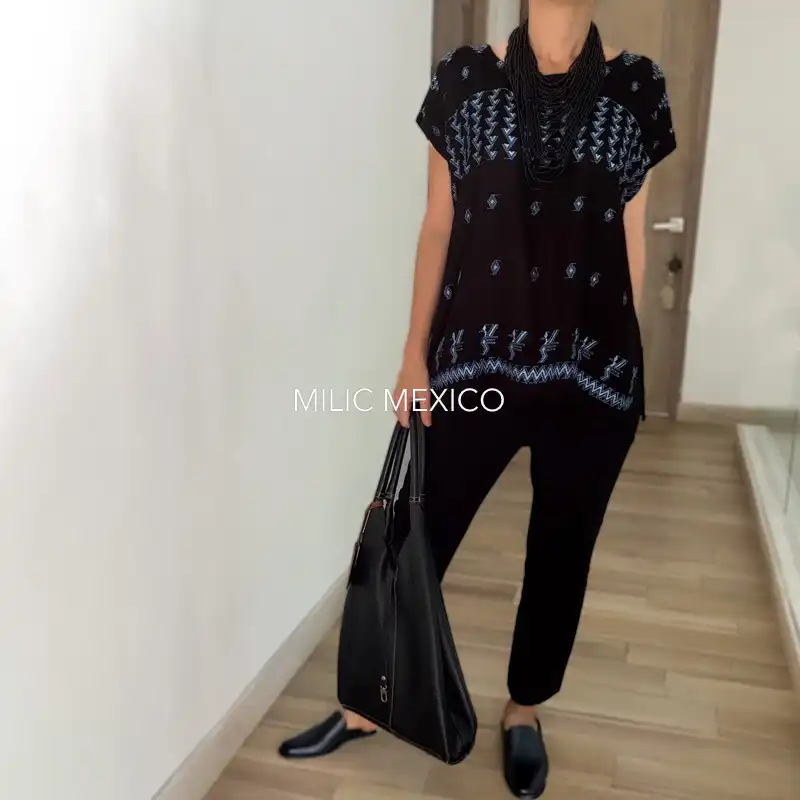 Blusa Carranza rayón negro/cielo- G - Imagen 3