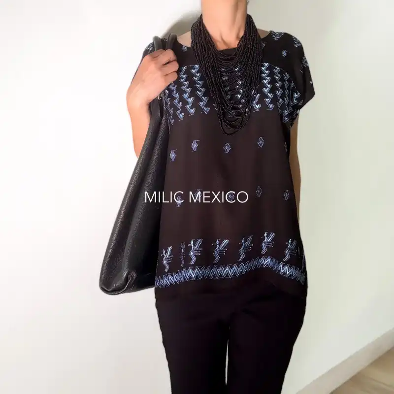 Blusa Carranza rayón negro/cielo- G - Imagen 4