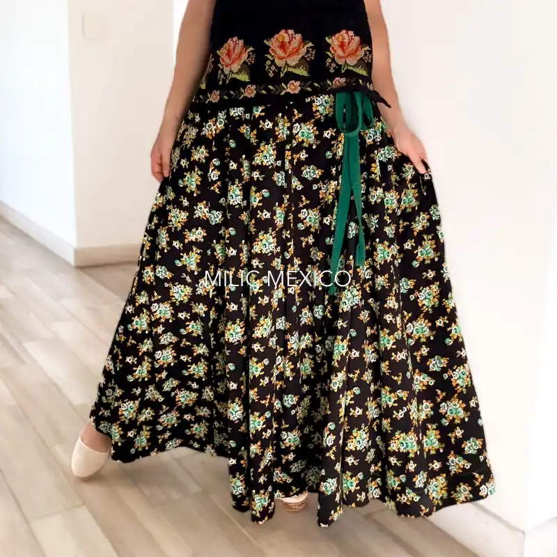 Falda Guichicovi rayón estampado negro/verde - Unitalla