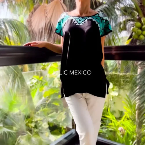 Blusa Jalapa cuello bordado negro/jade - M