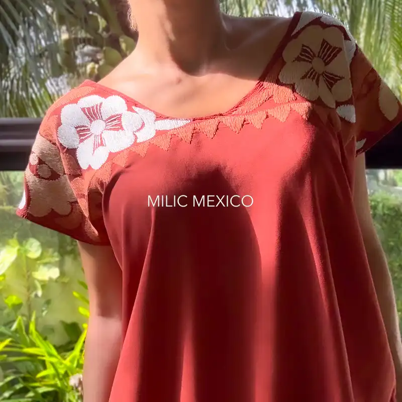 Blusa Jalapa cuello bordado chedrón - M - Imagen 4