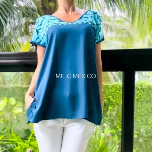Blusa Jalapa cuello bordado azul esmeralda - G