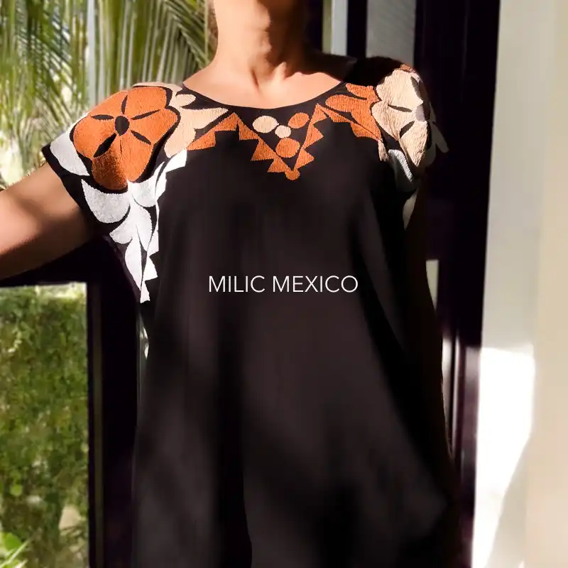 Blusa Jalapa cuello bordado negro/cafés - M - Imagen 2