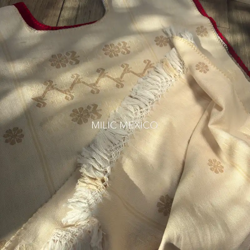 Huipil Amuzgo un lienzo beige - G - Imagen 5