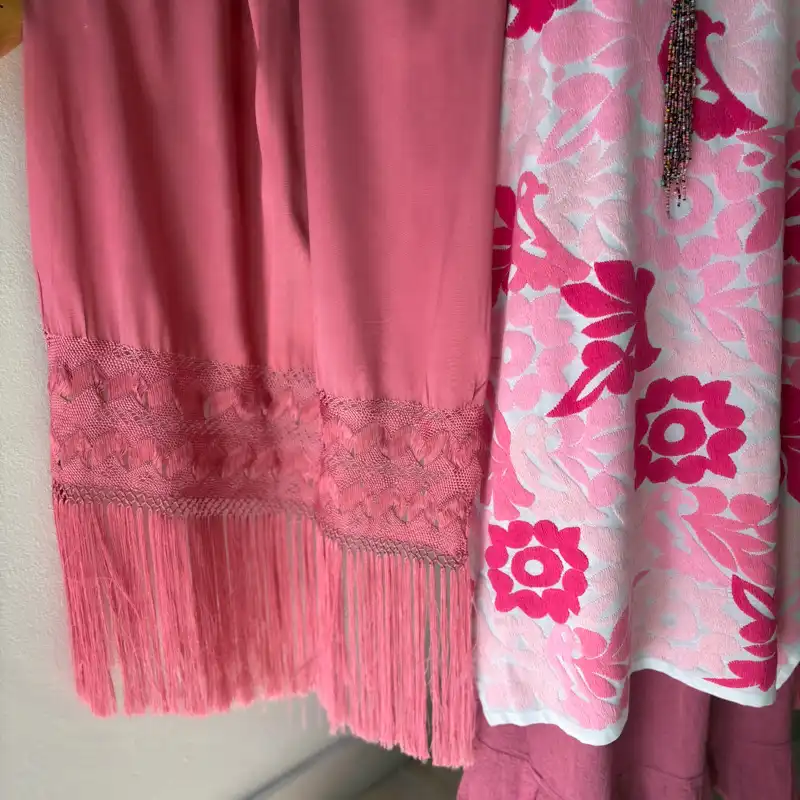 Huipil Jalapa de Díaz blanco/rosa - G - Imagen 5