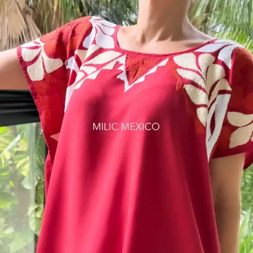 Blusa Jalapa cuello bordado rojo bajo - XG