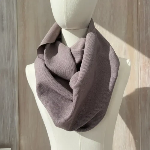 Cuello de telar rosa/gris