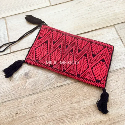 Bolsa de Telar con forro y Pompones negro/fiusha