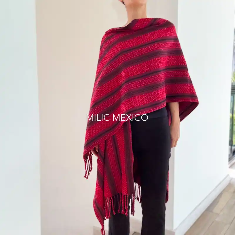 Ruana Mitla rojo/vino - Imagen 4