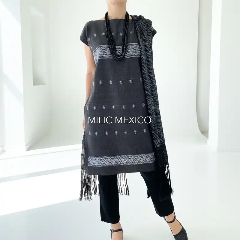 Huipil Carranza Corto gris obscuro - M - Imagen 5