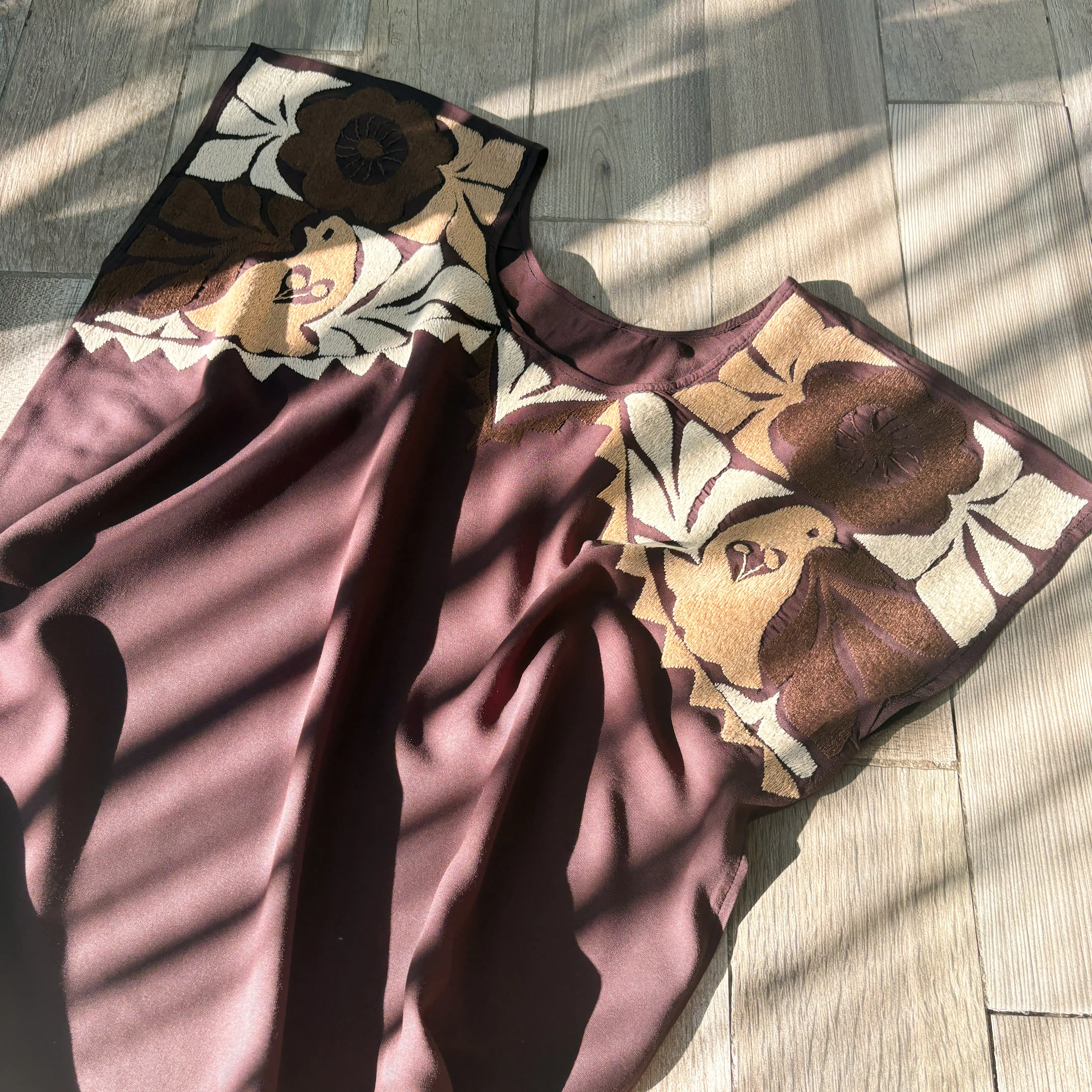 Blusa Jalapa cuello bordado café - XG - Imagen 5