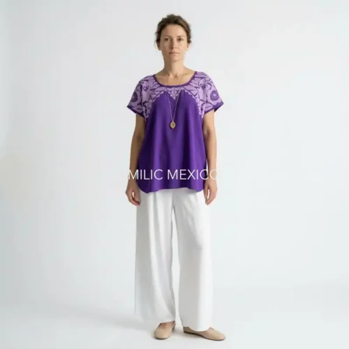 Blusa Jalapa cuello bordado morado/lila - XG